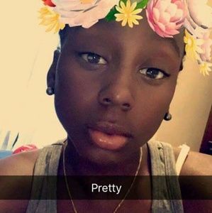 Meet your Posher, Ameriah